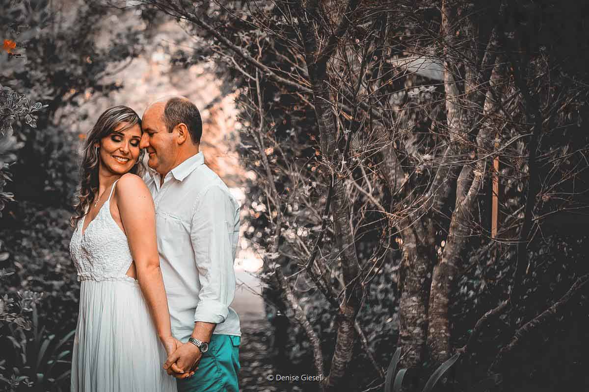 Ensaio Casal Externo - Priscila e Roberto - Gramado - RS