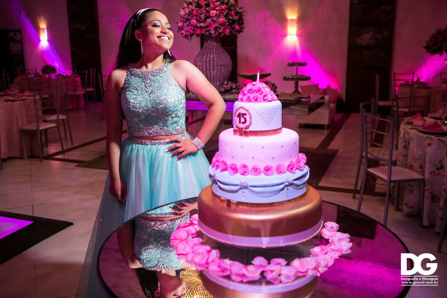 Festa de 15 anos Isadora na UNIK em Porto Alegre